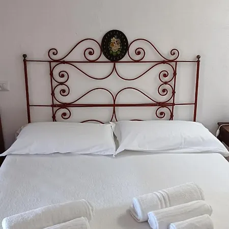 Casa Nini * Castelnuovo dellʼAbate